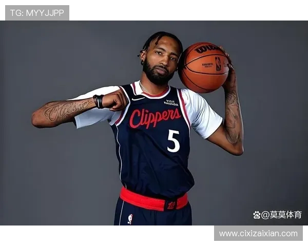 洛杉矶快船重整旗鼓迎新赛季 目标冲击NBA总冠军荣耀